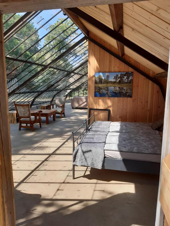 Natuurslaapkamer De Zaadeest Boskamer Lomm Buitenkant foto